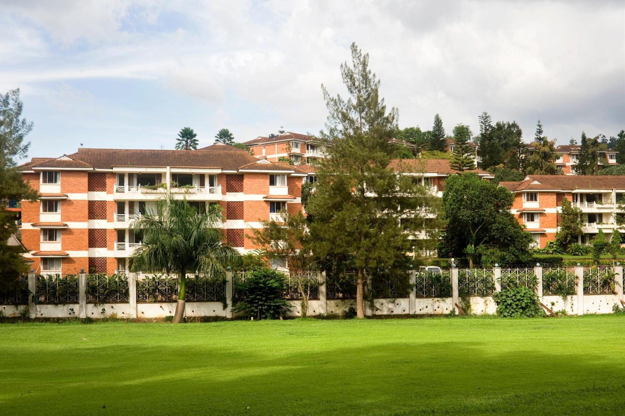 Golf Course Apartments Kampala Exterior photo